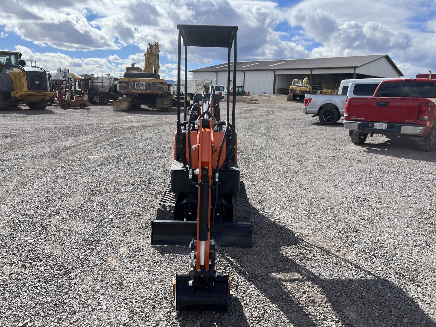 ./imagenes/INVOICE/2019/17382/MINIEXCAVADORA AGROTK QH12 (9).JPG